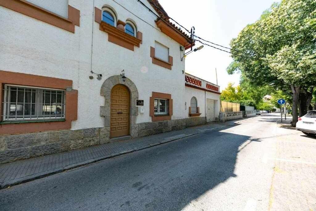 Newly Renovated Room W Pool Y Bikeparking Gerona Buitenkant foto